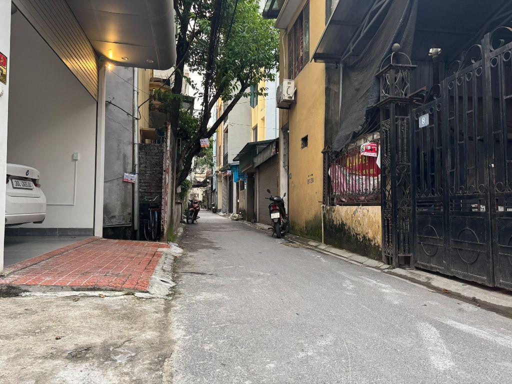 Cần bán căn hộ dịch vụ 6 tầng 19 phòng cho thuê tại trung tâm Trâu Qùy, Gia Lâm