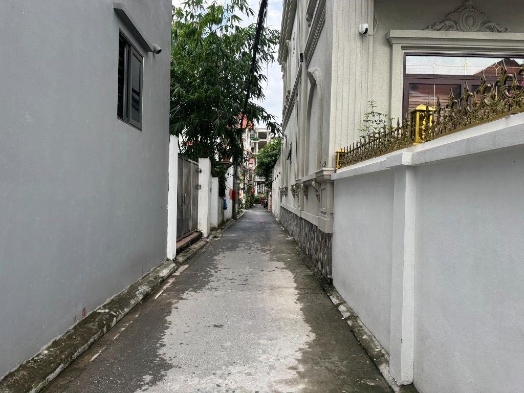 Bán giúp bà cô mảnh đất thổ cư nằm tại trung tâm TDP Kiên Thành, Trâu Qùy, Gia Lâm 