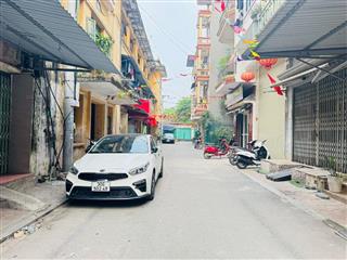 Cần bán căn nhà dòng tiền hai mặt thoáng cạnh trường HVNN Việt Nam tại Trâu Qùy, Gia Lâm