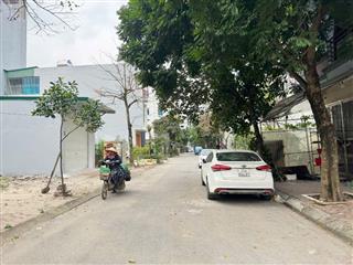Chị gái cần thanh khoản gấp lô đất đẹp nằm tại trung tâm khu tái định cư Trâu Qùy, Gia Lâm