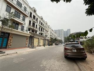 Chính chủ cần bán gấp căn áp góc Shophouse Hải PhÁT nằm tại trung tâm Trâu Qùy, Gia Lâm
