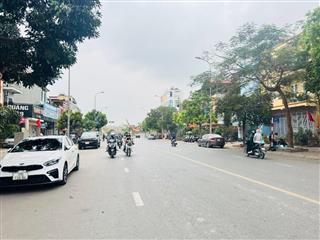 Sang nước ngoài sinh sống cần bán gấp lô góc hai mặt thoáng mặt phố Cửu Việt, Trâu Qùy, Gia Lâm 