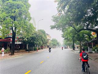 Sang nước ngoài sinh sống cần bán gấp lô góc hai mặt thoáng mặt phố Cửu Việt, Trâu Qùy, Gia Lâm