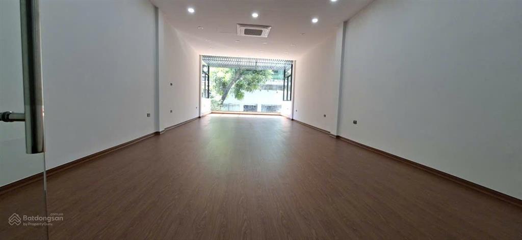 Bán nhà mặt phố trung kính, yên hòa ko lo quy hoạch, sổ đỏ chính chủ