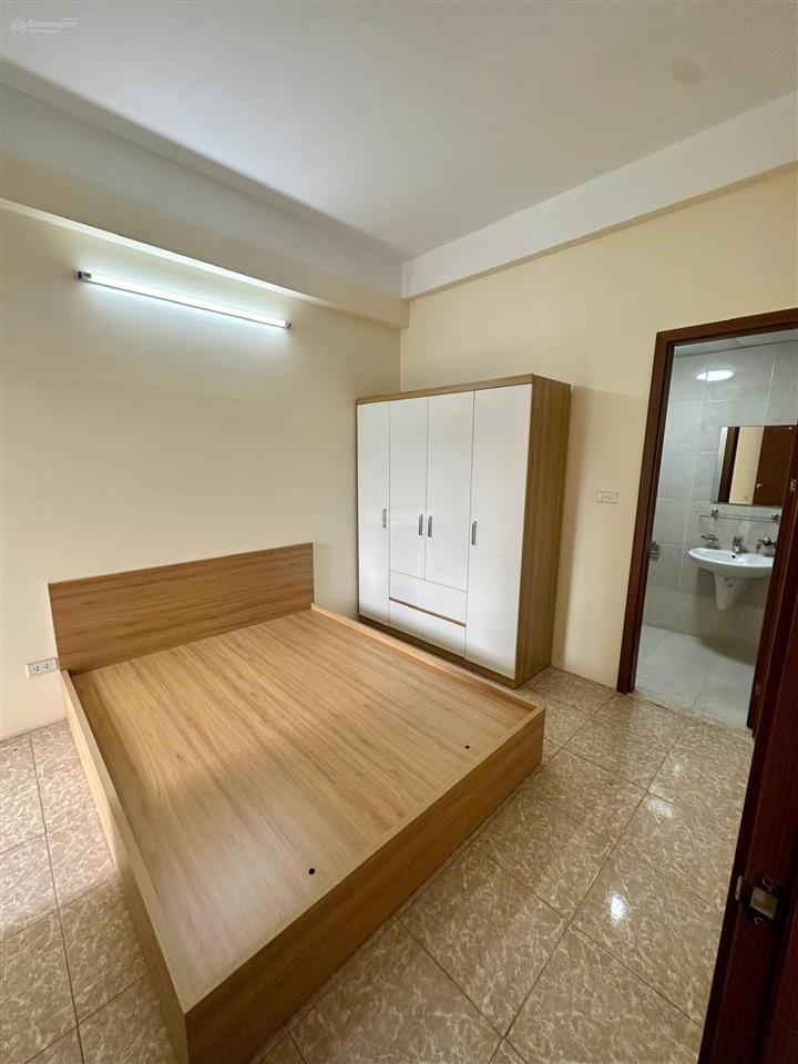 Bán căn hộ tái định cư hoàng cầu, đống đa (sau tân hoàng minh)