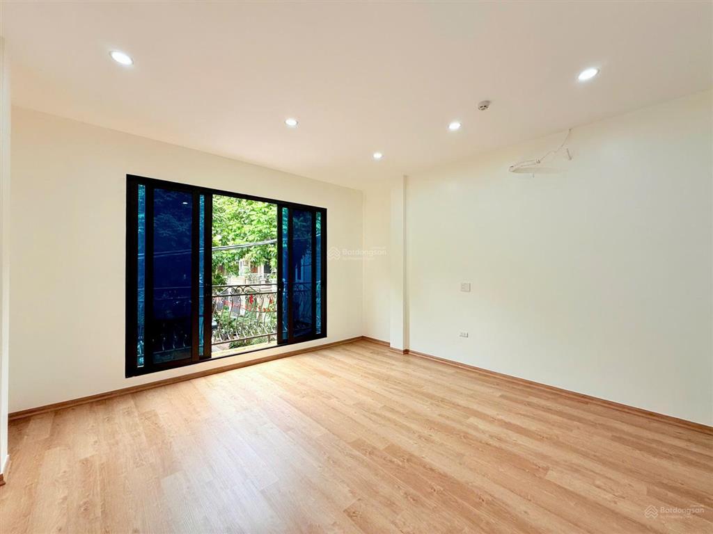 Phân lô vỉa hè, ô tô tránh tại mai dịch, cầu giấy. 70m x 6t