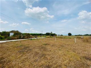 Hàng ngộp tại thị trấn đất đỏ, chủ bán lỗ đậm lô đất 570m2, ngang 17m giá chỉ 1.5 tỷ