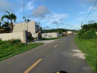 Trục đường liên xã đẹp, hot nhất khu vực, chủ cắt lỗ 600tr bán nhanh lô đất 6x39m, 100m2 thổ cư