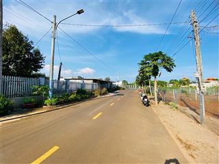 Lô đất biệt thự siêu đẹp, 15x40, trung tâm thị trấn đất đỏ , đường nhựa lớn, sẵn thổ cư