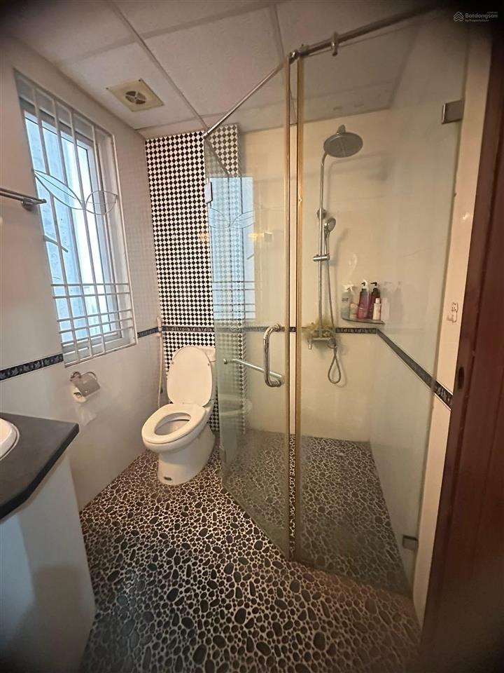Phân lô, ô tô, đường thông, quy hoạch ổn định, ở hoặc giữ tiền đều thích