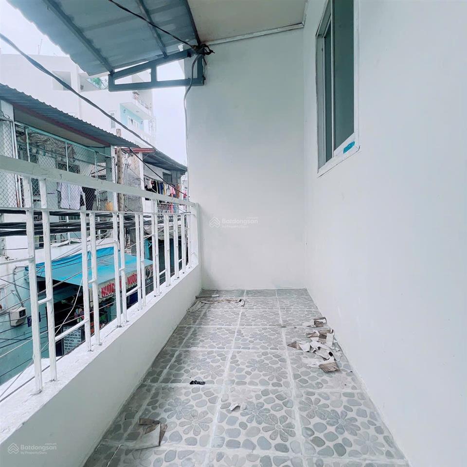 Bán nhà mặt tiền kinh doanh quận 4 giá tốt  giá bằng nhà hẻm