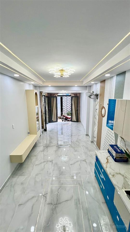 Bán nhà quận 4  không dính quy hoạch