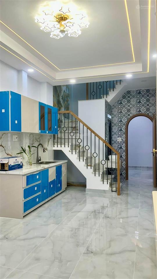 Bán nhà quận 4  không dính quy hoạch