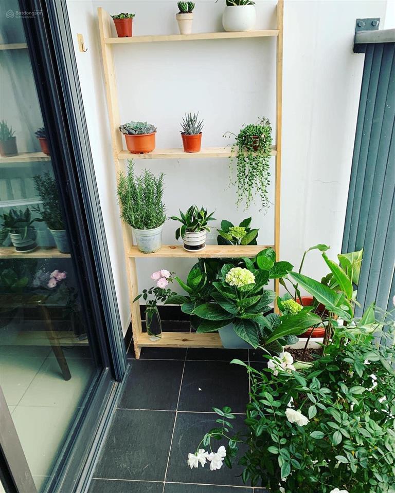 Do vào sài gòn anh chị khách hàng cần bán căn hộ 49.5m2 .  xem nhà  0978 906 ***