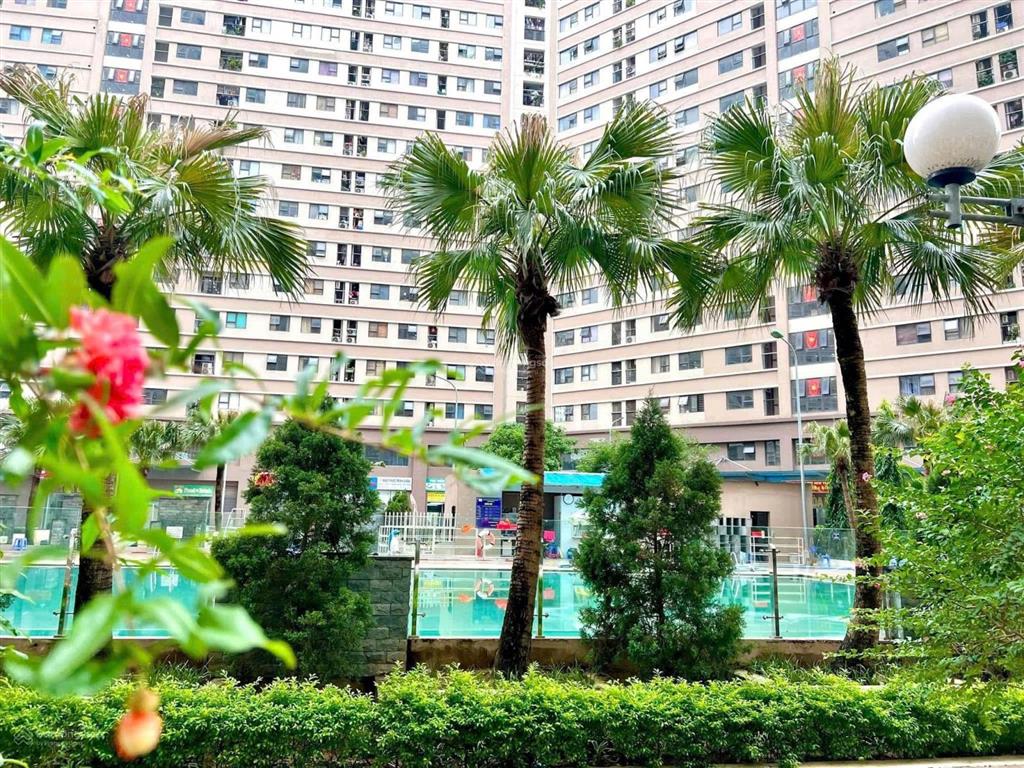 Do vào sài gòn anh chị khách hàng cần bán căn hộ 49.5m2 .  xem nhà  0978 906 ***