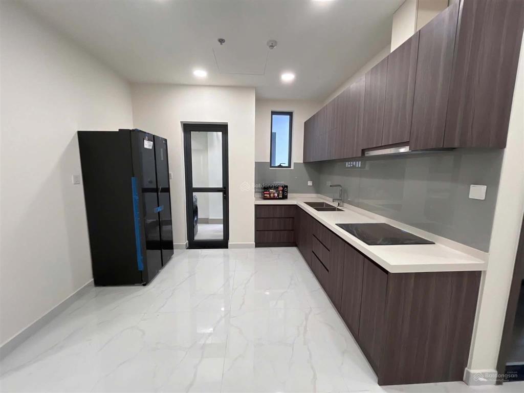 Cho thuê căn hộ diamond centery 3pn | 3wc view hồ bơi cực đẹp, giá 25tr/tháng vào ở ngay