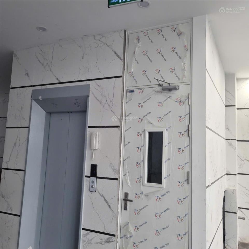 Cc cho thuê nhà phố 5 tầng căn góc 3 mặt đường nguyễn viết thứ sơn đồng hoài đức dt sử dụng 500m2
