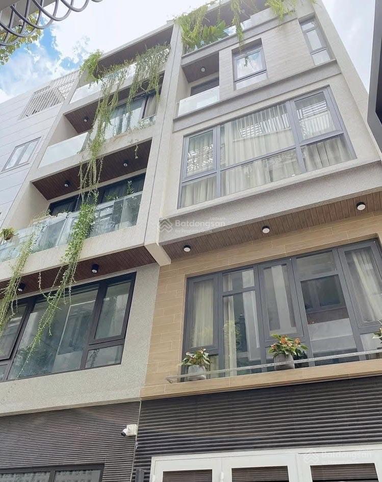 Nhà đẹp  phố hồ tùng mậu 52m2 x 5t  ô tô  gần phố  giá 15.9 tỷ.