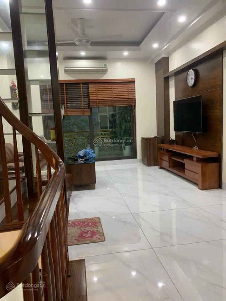 Phố nguyễn khang  50m2 x 5t  ngõ 3m thông  giá 12.9 tỷ.