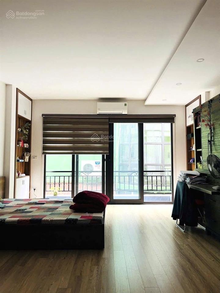 Phố trung kính  34m2 x 5t  nhà mới  3 ngủ  ô tô gần  giá 8.8 tỷ.