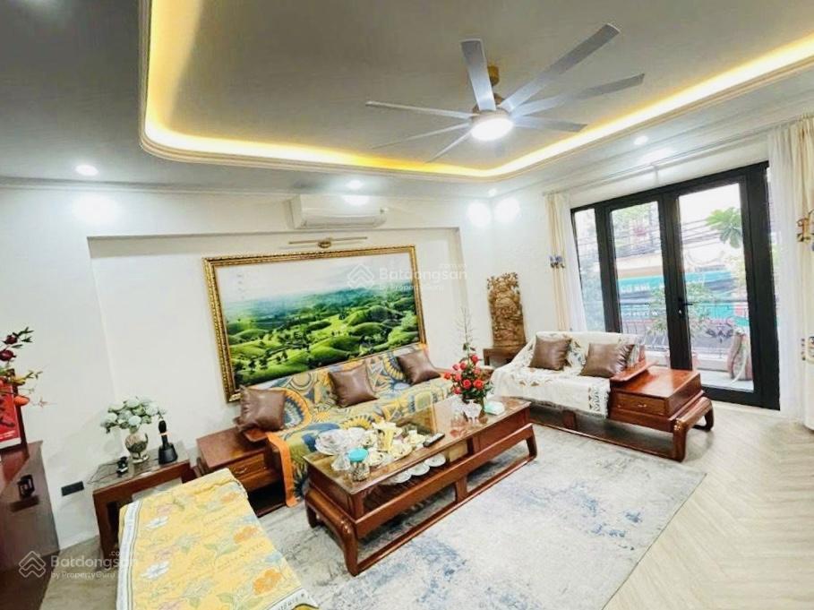 Phố xuân la 45m x 5t  ô tô gần  nhà dân xây  giá 12.3 tỷ.