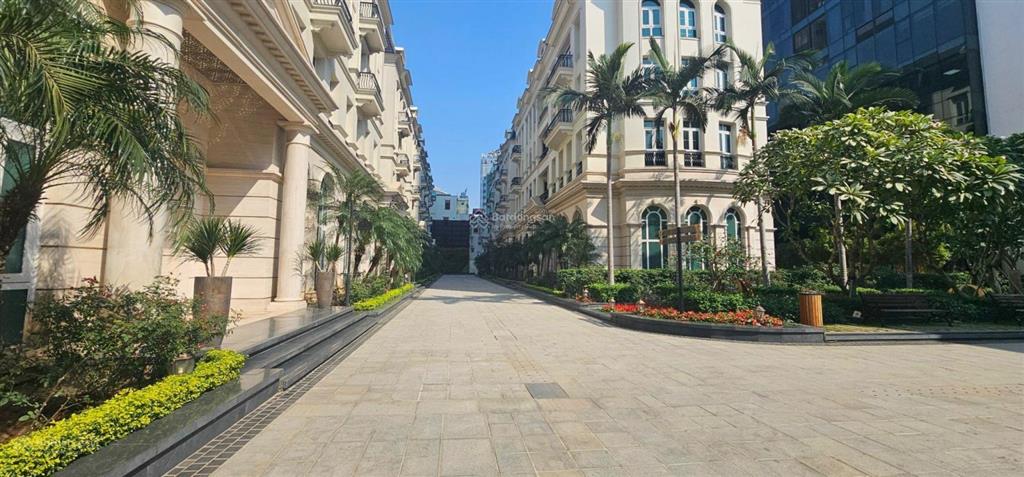 Bán căn biệt thự grandeur palace giảng võ diện tích 120m2, 4,5 tầng 1 hầm  0822 238 ***