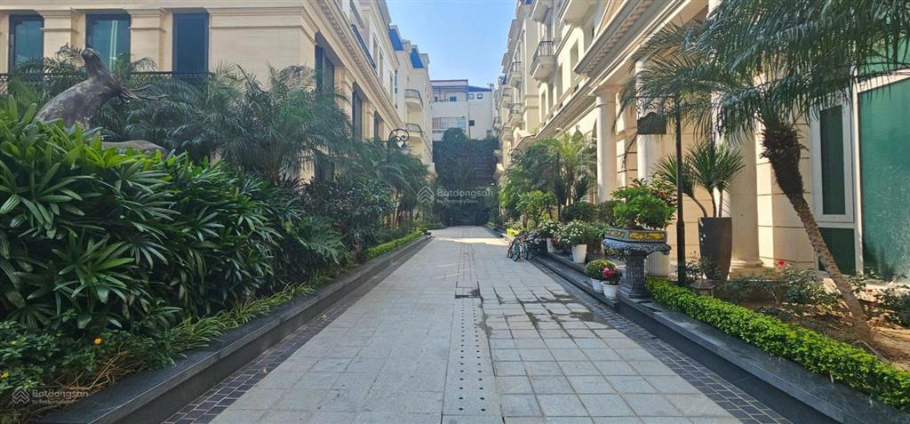 Bán căn biệt thự grandeur palace giảng võ diện tích 120m2, 4,5 tầng 1 hầm  0822 238 ***
