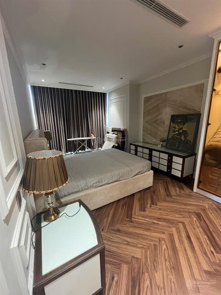 Siêu hiếm bán căn góc 153,7m2 chung cư grandeur palace giảng võ, tầng đẹp ban công đông nam