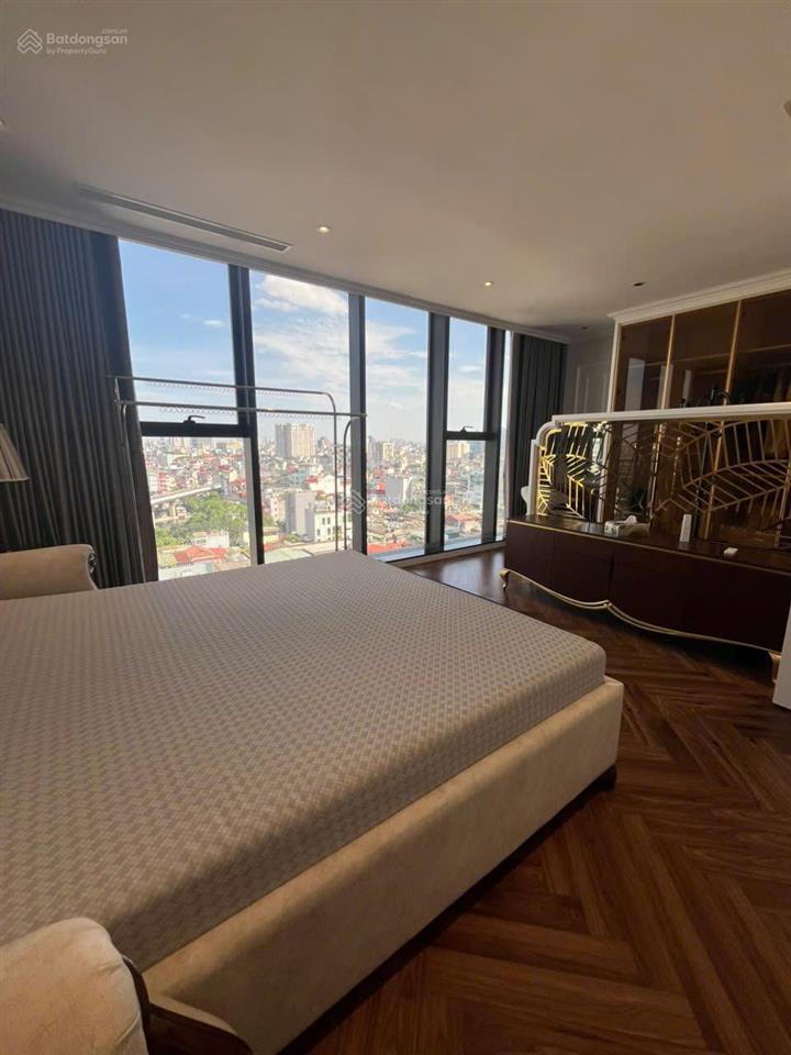 Siêu hiếm bán căn góc 153,7m2 chung cư grandeur palace giảng võ, tầng đẹp ban công đông nam