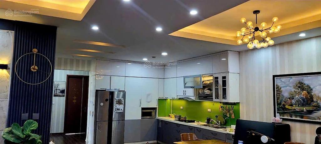 Bán căn hộ 3pn tòa oct3a khu đô thị resco, sẵn nội thất như mới tầng đẹp view công viên hòa bình