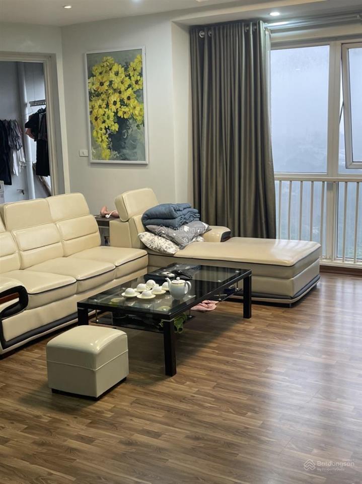 Bán căn hộ 3pn tòa oct3a khu đô thị resco, sẵn nội thất như mới tầng đẹp view công viên hòa bình