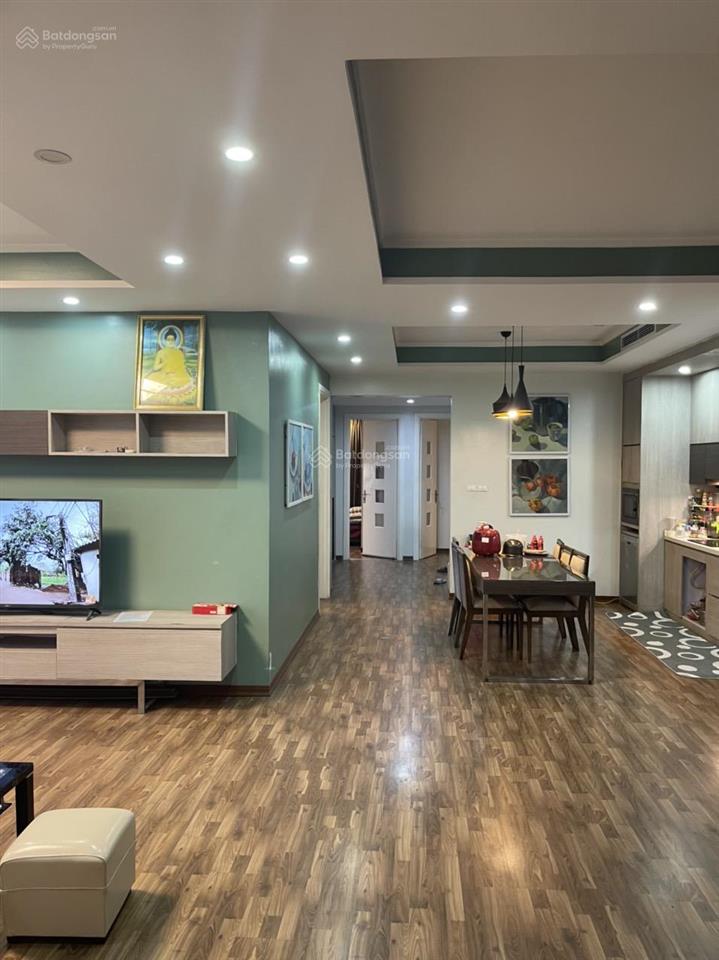 Bán căn hộ 3pn tòa oct3a khu đô thị resco, sẵn nội thất như mới tầng đẹp view công viên hòa bình