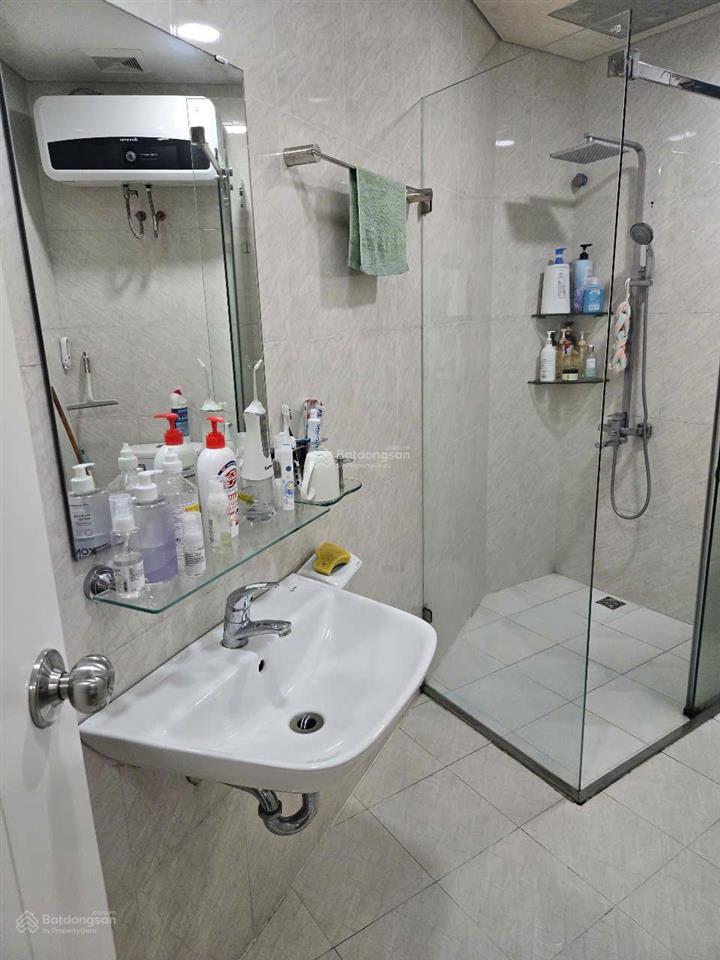 Bán căn 3 phòng ngủ tòa b vinaconex kim văn kim lũ full nội thất tầng đẹp sẵn sổ giao dịch