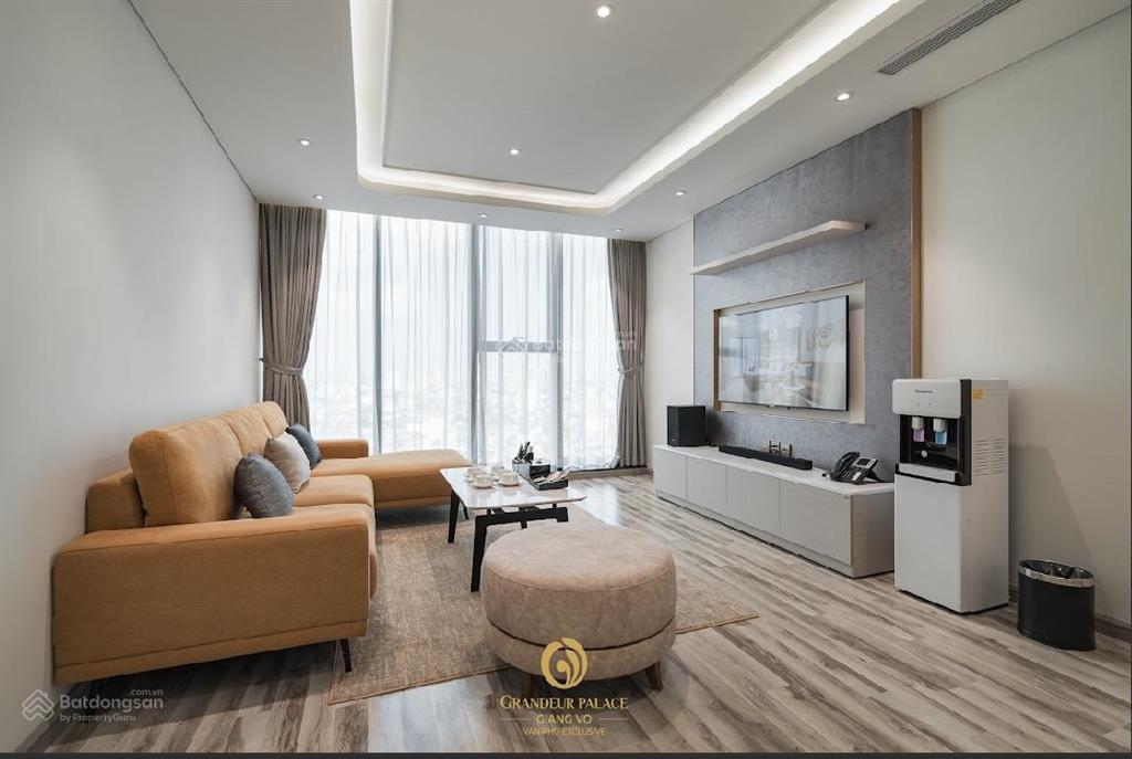 Quỹ căn cho thuê mới nhất grandeur palace 138b giảng võ studio, 1,2,3 phòng ngủ. full đồ vào ở ngay