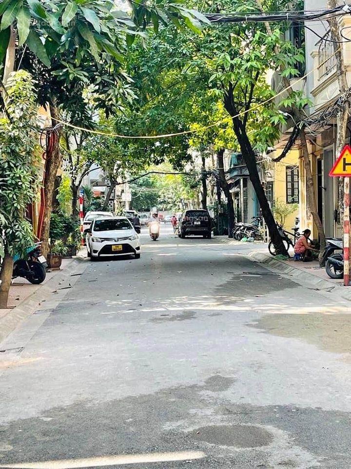 Nhà 7 tỷ ngọc lâm oto tránh 45m2, 4 tầng dân xây, ngõ thông kinh doanh