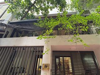 Bán nhà ngọc thụy 72m2 13 tỷ, ô tô vào, nhà dân xây