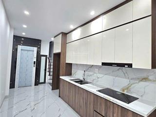 Nhỉnh 6 tỷ việt hưng có thang máy 38m2 nhà 5 tầng mới tinh