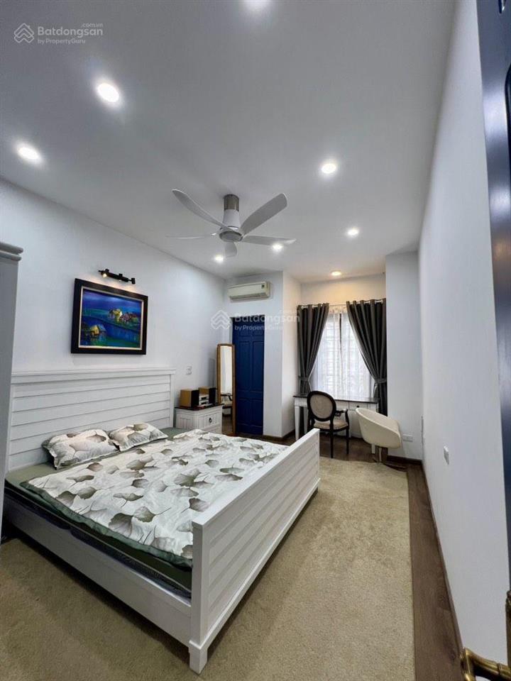 Việt hưng 80m2 x 4 tầng 10,5 tỷ nhà đẹp dân xây, ô tô tránh, siêu thoáng, ngõ thông