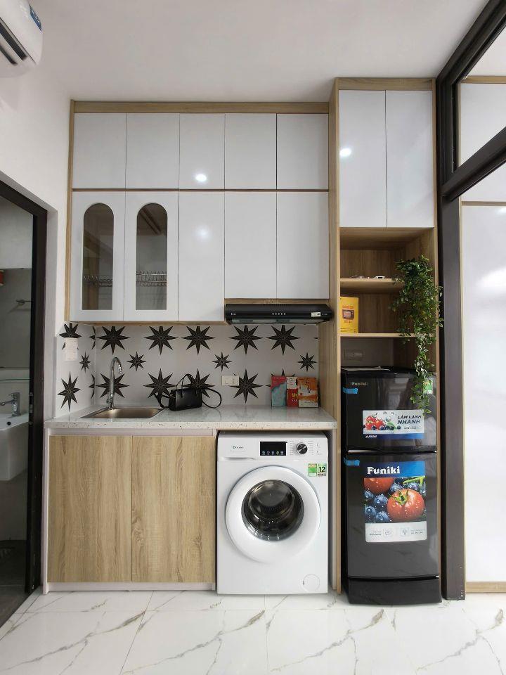 Bán tòa nhà dòng tiền phố Cự Lộc, Thanh Xauan 58m x6T thang máy gồm 10 căn hộ 2pn 1pk