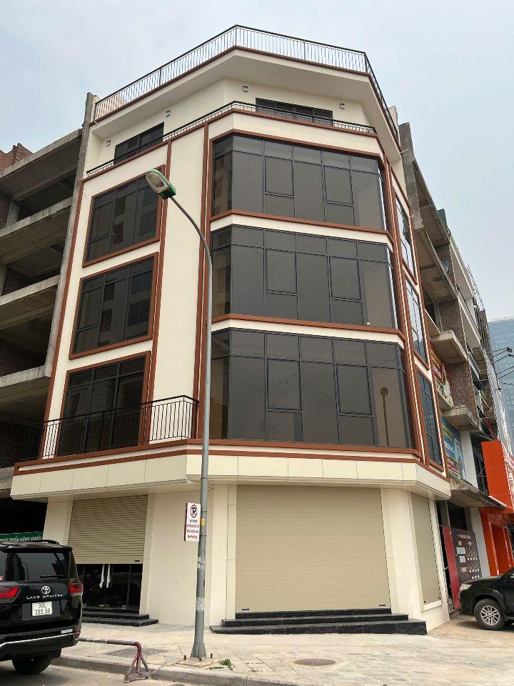 Cho thuê nhà liền kề IA20 Ciputra lô góc 60m x5 tầng 1 tum thang máy thông sàn MT 15m