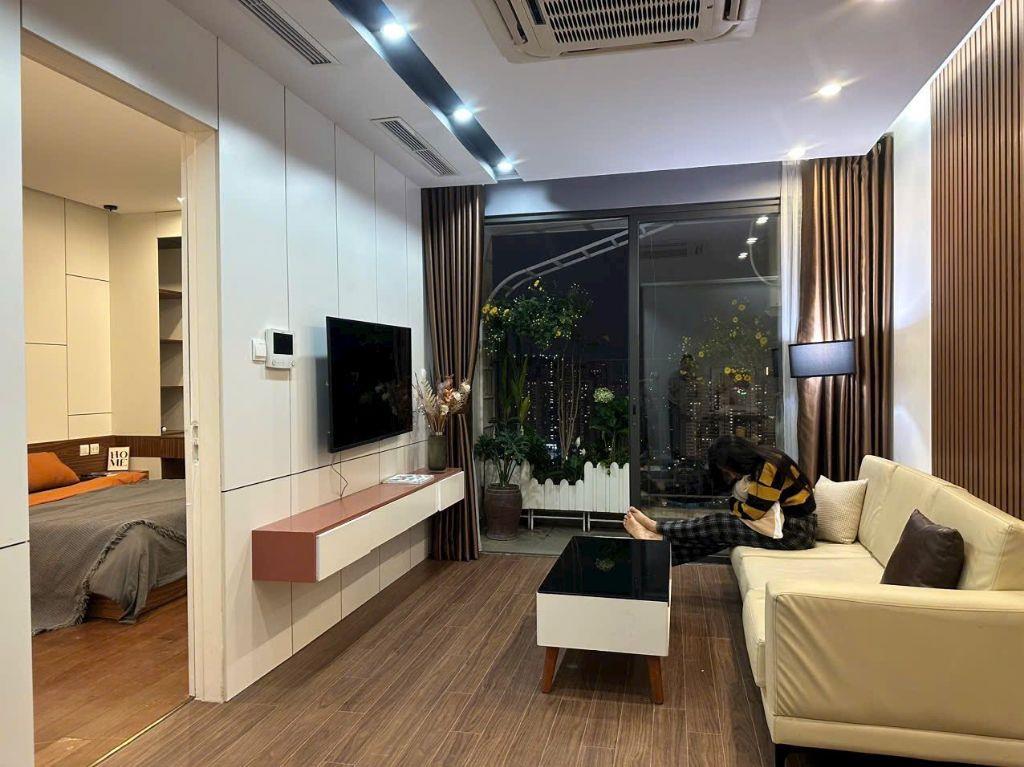 Bán chung cư cao cấp Vin D'.Capital Trần Duy Hưng 73m 2pn full đồ ban công ĐN view hồ