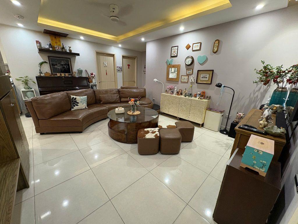 Bán căn hộ chung cư C37 Bắc Hà căn góc 115m 3pn full đồ có slot ô tô giá tốt