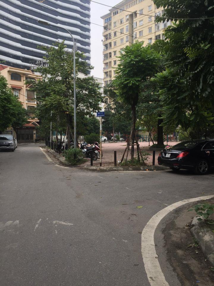Bán mảnh đất khu đấu giá Xuân Đỉnh phố Đỗ Nhuận đường to vỉ hè rộng khu VIP Xuân Đỉnh