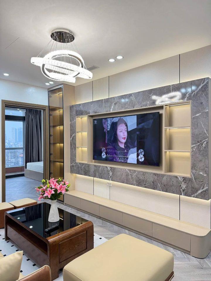 Bán căn hộ chung cư Euro Window Trần Duy Hưng 103m 3pn full đồ hướng ĐN view đẹp