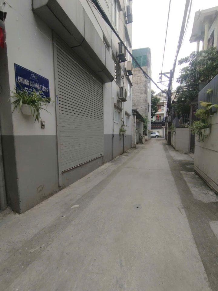 Bán căn hộ chung cư Nhật Tảo thông KDT Ciputra căn góc 39m 2pn 2vs sẵn sổ sang tên ngay