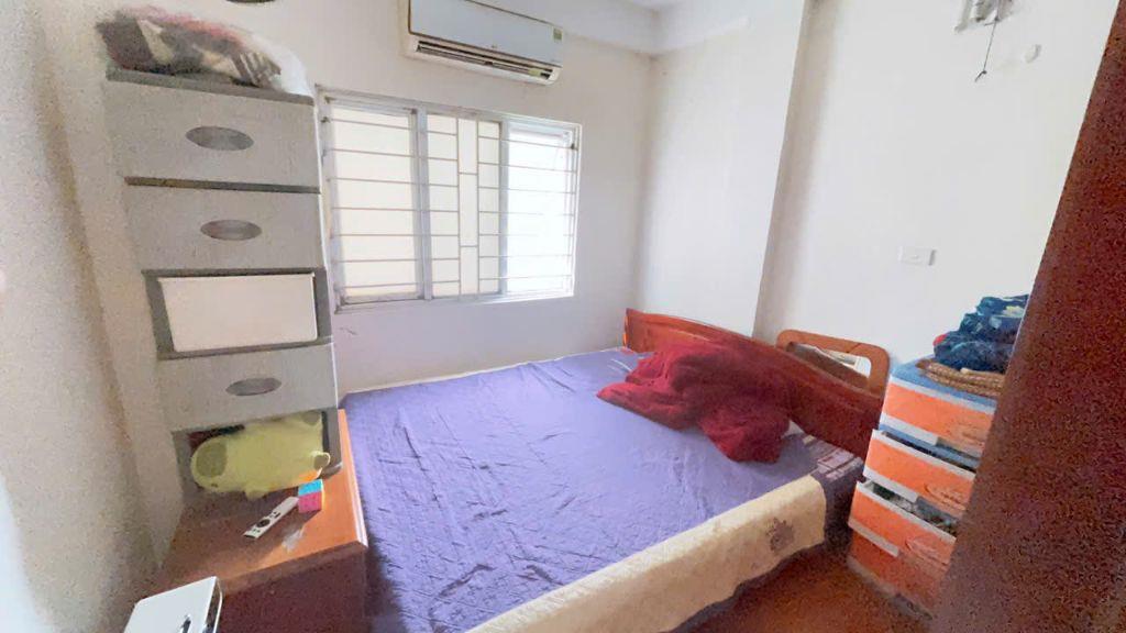Bán căn hộ chung cư Nhật Tảo thông KDT Ciputra căn góc 39m 2pn 2vs sẵn sổ sang tên ngay