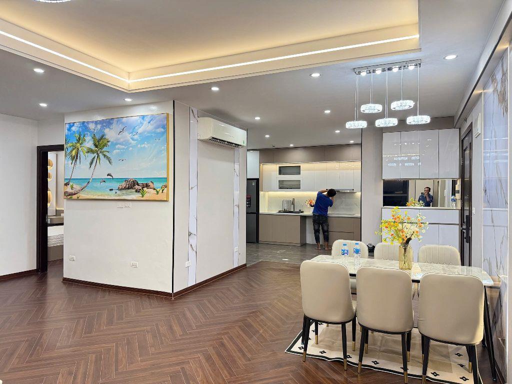 Bán căn hộ Vinata Tower 289 Khuất Duy Tiến, Cầu Giấy căn góc 115m 3pn full đồ view đẹp