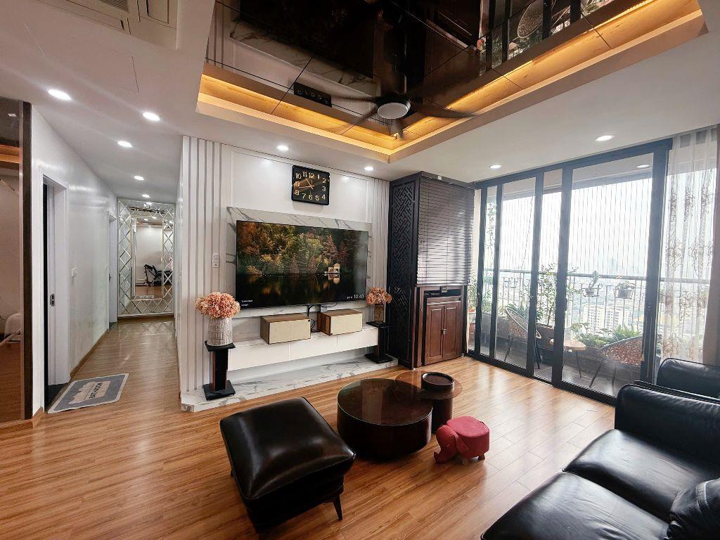 Bán căn hộ chung cư Bohemia 25 Lê Văn Thiêm căn góc 141m 3pn full đồ ban công ĐN nhà đẹp