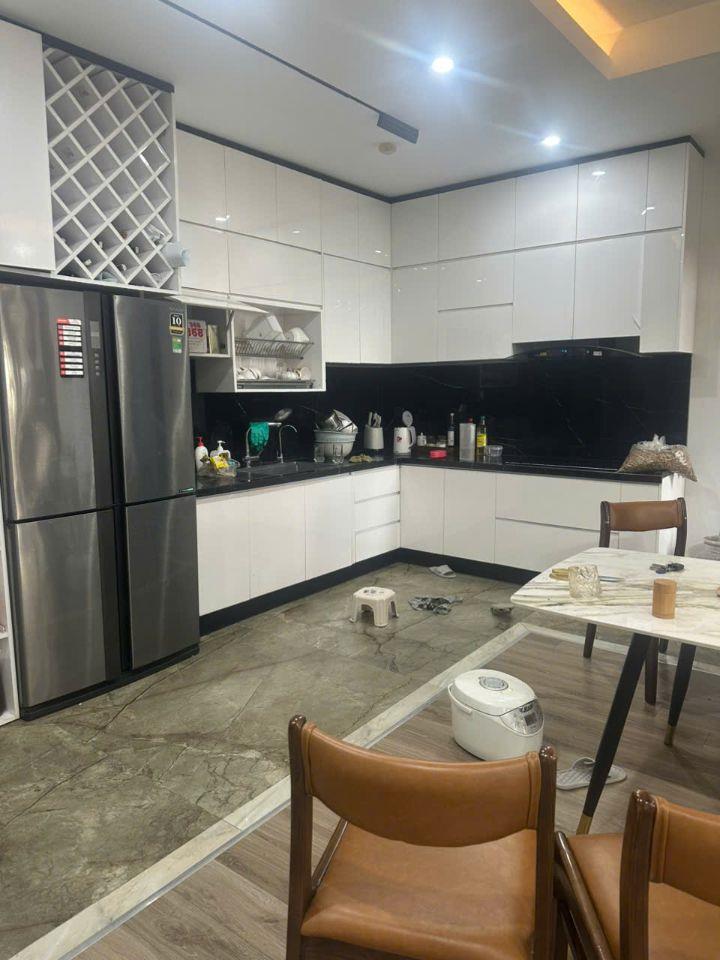 Bán gấp căn hộ chung cư CT2 Đỗ Nhuận căn góc 147m 3pn full đồ view công viên Hòa Bình