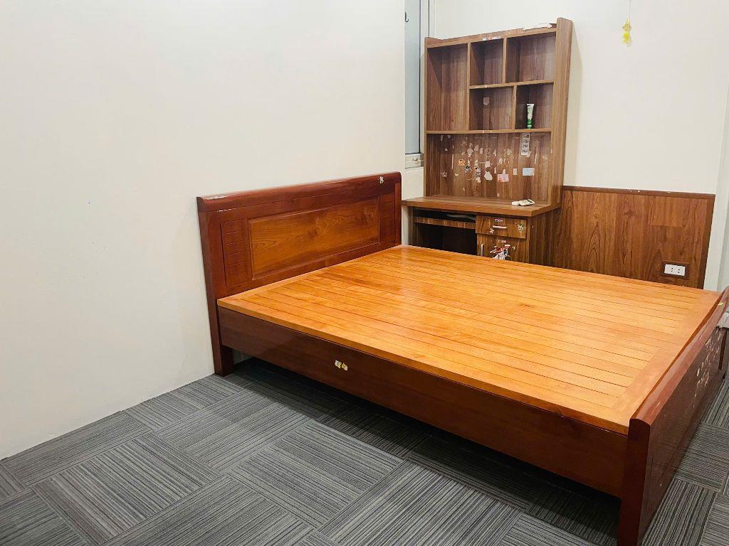 Cho thuê nhà riêng phố Hoàng Văn Thái, Thanh Xuân 40m x4T ô tô đỗ trong nhà sẵn nội thất